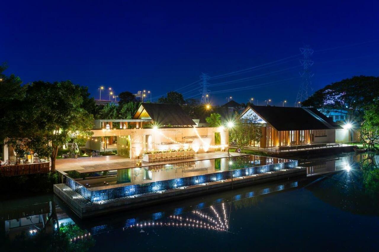 Into The Forest Resort Bangkok Exterior photo