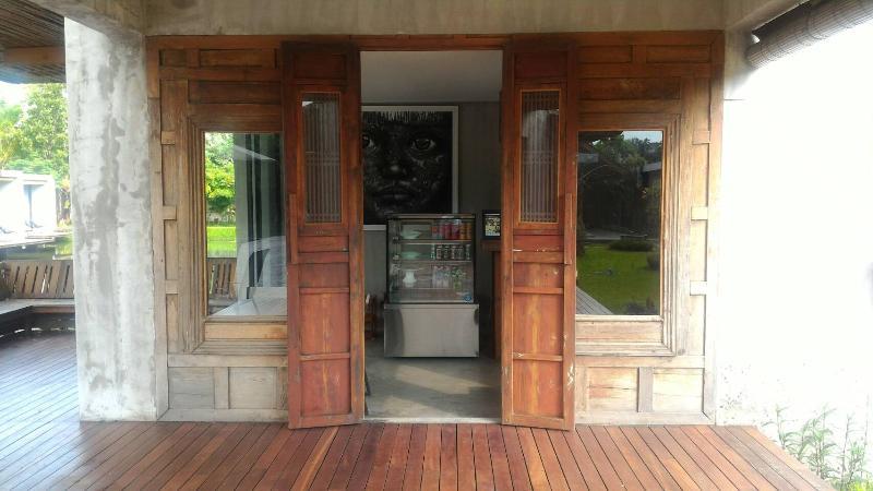 Into The Forest Resort Bangkok Exterior photo